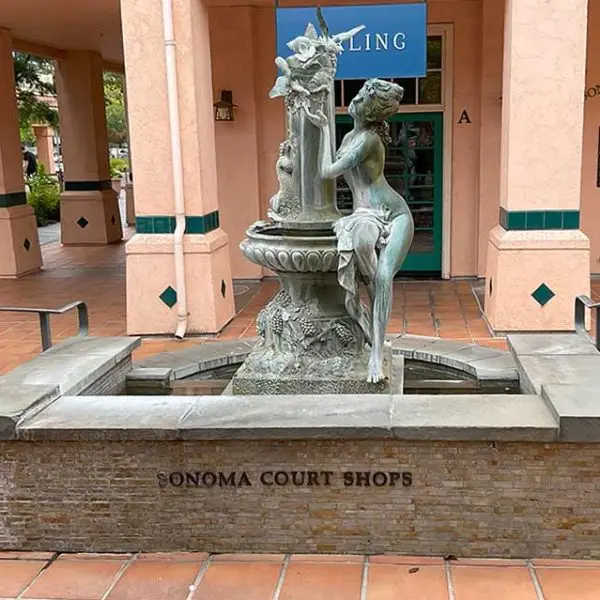 Sonoma Court Shops fountain of a woman